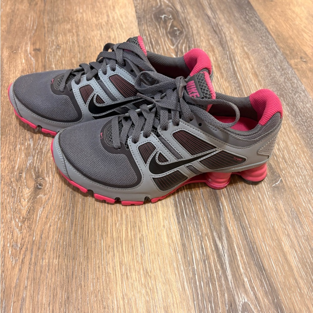 Nike Women’s Shox Gray and Hot Pink Athletic Shoes Never Worn